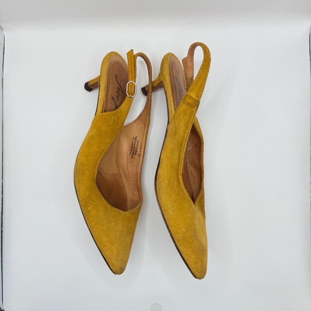 Free People Mustard Yellow Suede Slingback Flats Made in Spain Pointed Toe - Picture 4 of 5